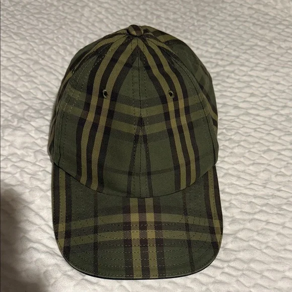 Authentic Burberry Olive and Brown Plaid Cap - Picture 1 of 16